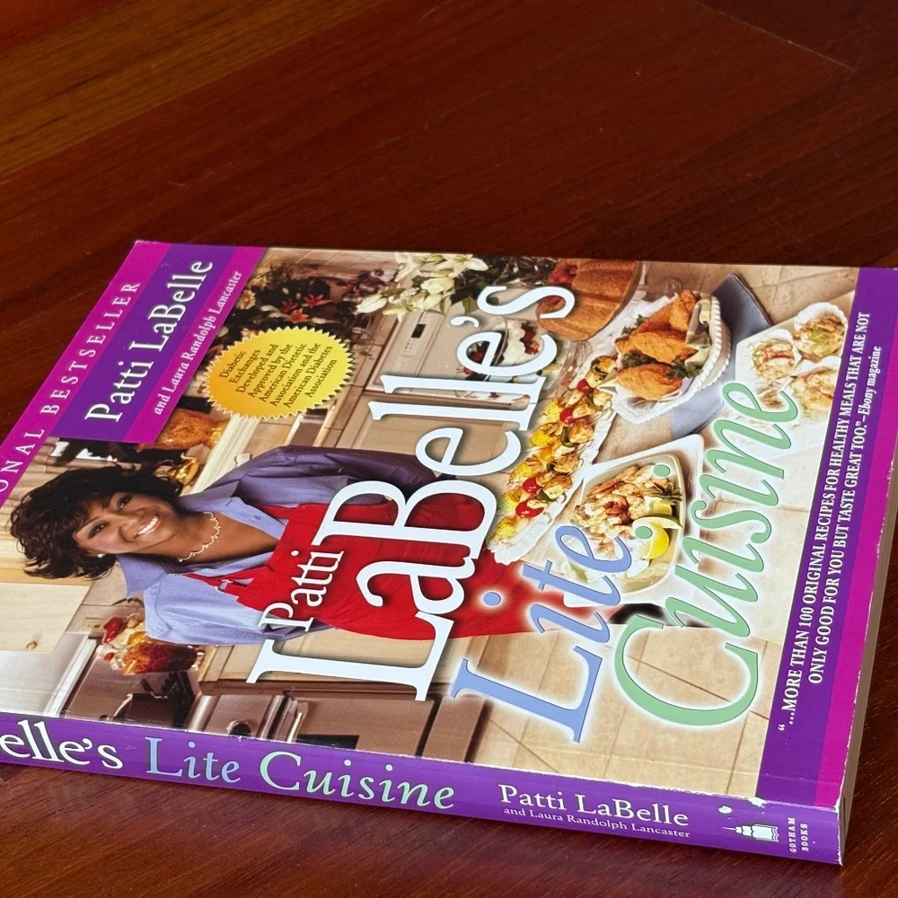 Lite Cuisine Cookbook by Patti Labelle